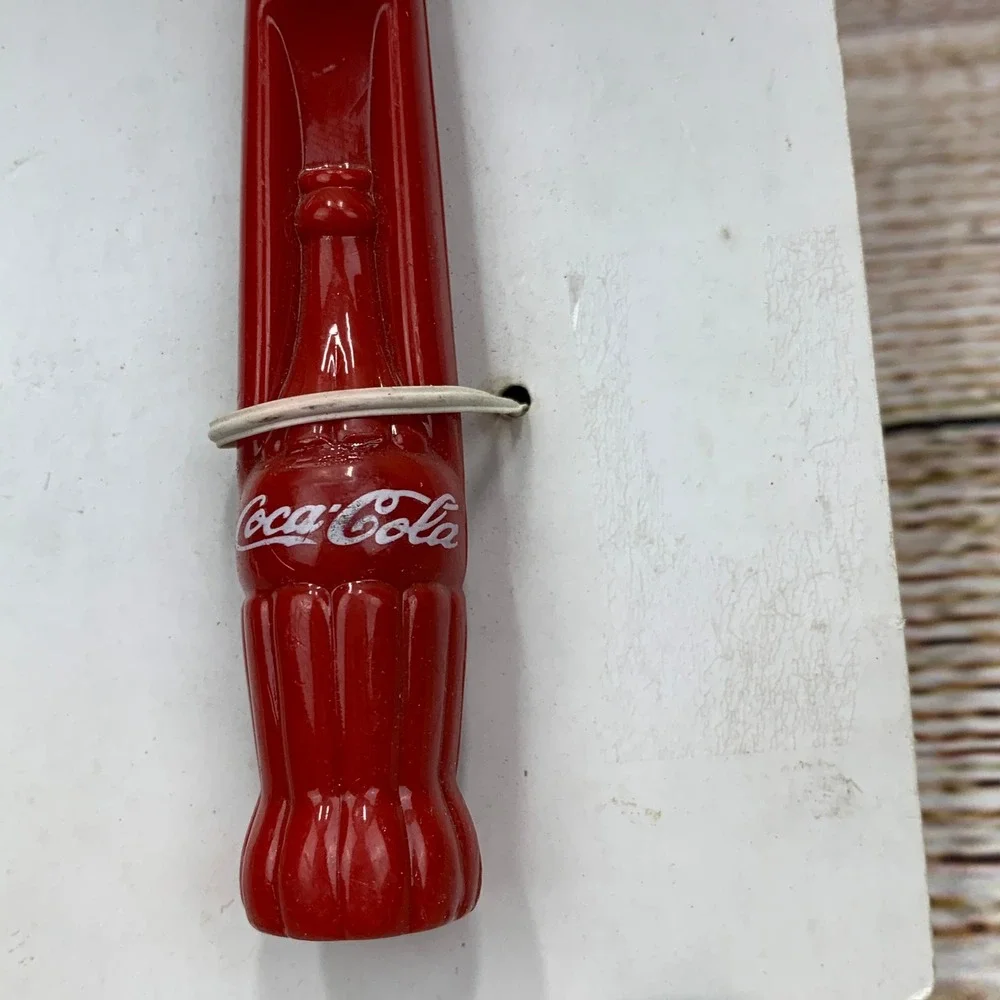 Coca Cola Contour Bottle Opener Red‎ Handle Gibson Everyday Barware On Card
